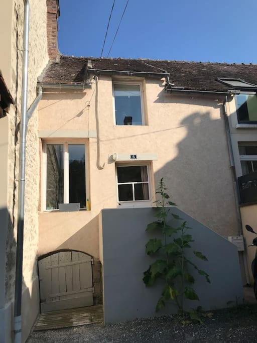 Maisonnette Le Long Du Loing Episy Exterior photo